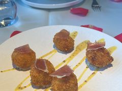 -MONICH牛排融合餐厅(和义大道购物中心店)