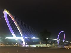 -南京眼步行桥