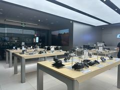 -DJI大疆(深圳华强北曼哈授权体验店)