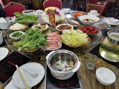 -华强阁菊花宴自助火锅店