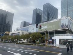 -Z&B Fitness Studio·Gym(前滩L+PLAZA店)