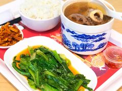 莲藕炖筒骨-钟姐炖品(万象城店)