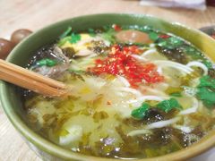 清汤全家福-全家福米线
