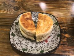 黄油烤酸奶饼-格日勒阿妈蒙古厨房(大召店)