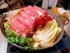 部队锅-MI WU FACTORY米屋美食工厂餐厅(绿地店)