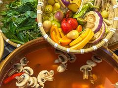 -阿山卓·野生菌火锅·纳西火塘烤肉