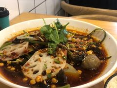 -牛八秒油泼冒菜(宽窄巷子店)