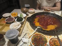 -红九格老火锅(三峡广场店)