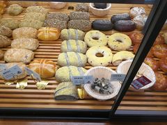 -焙丽拾光(麦凯乐直营店)