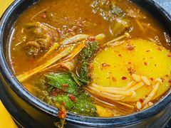 -故乡家韩国料理(丹东街店)