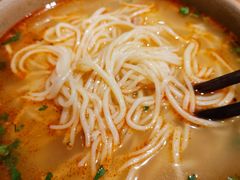 -亮亮面馆(经六路店)