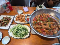 -梁姐啤酒鱼(兴坪古镇店)