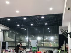 大堂-老何家后安粉·糟粕醋海鲜火锅(三亚湾椰梦长廊店)