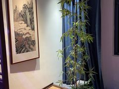 -AI住未来酒店(西安钟鼓楼五路口地铁站店)