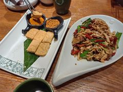 -云海肴·汽锅鸡·云南代表菜(天山百盛优客店)