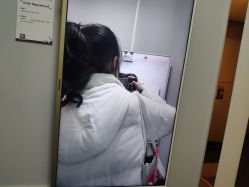 -镁连社·美联社