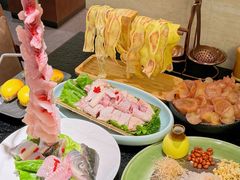 -得意咚瓜·顺德鱼生·冬瓜火锅(深圳首店)