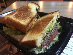 -The Habit Burger Grill 哈比特汉堡(复兴soho店)