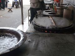 炉子-月亮生煎大王