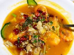 酸汤鲜虾牛蛙-清心鸡沙田乳鸽店·非遗传承(石溪店)