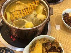-百品聚旋转小火锅(熙悦汇店)