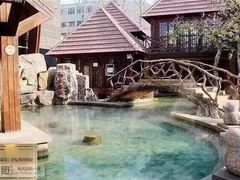 -裕龙汤泉