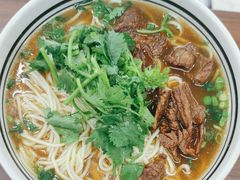 -小马牛肉面·牛骨熬制(南京博物院店)