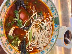 -金杨拉面王小吃面馆·牛三宝面·红烧牛肉粉