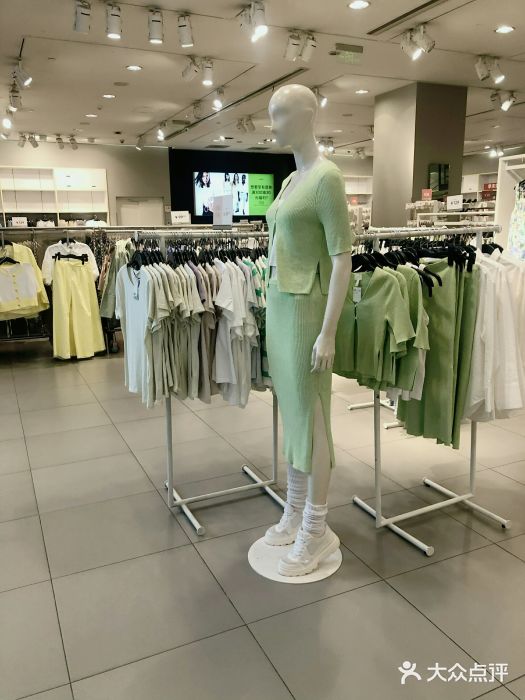 H&M(鹏欣水游城店)图片