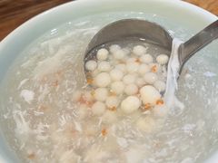 鸡头米圆子羹-鱼食饭稻·苏浙土菜17年老馆子(平江路店)