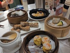 -广州中心皇冠假日酒店·百粤楼