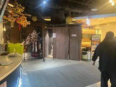 -暴风岛沉浸式体验馆(百联世纪店)