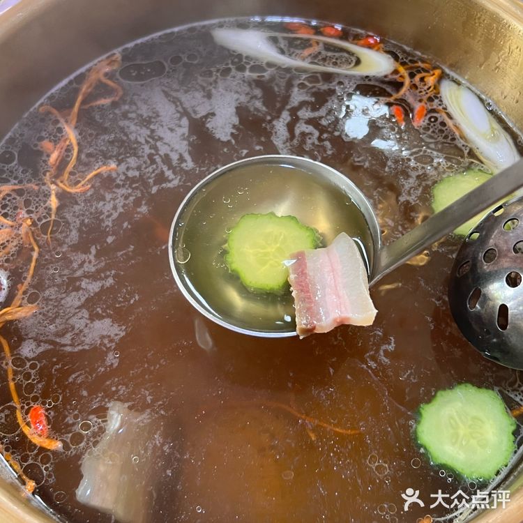 在大理｜云南的夏天当然要吃菌子啦！