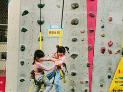-蓝天攀岩(罗湖益田假日广场店)