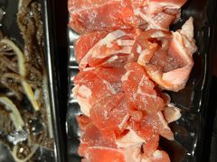 -果松木炭酸菜铜火锅·外婆参鸡汤