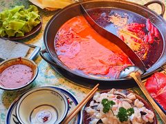 -鸿姐老火锅(疁城新天地店)