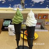 孩子多吃了不少也扭到了心仪的皮卡丘