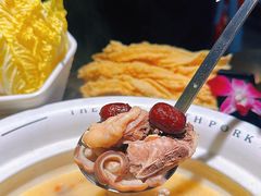 -猪无忌·专做猪肚包鸡20年(乐峰广场店)