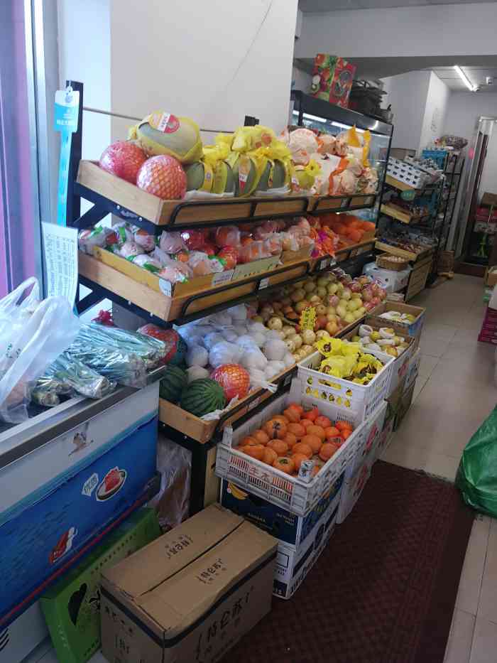 初心果蔬汇-"中午休息,饭后溜达走到这里发现过来的人还.