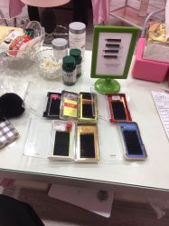 -吉吉靓甲美睫