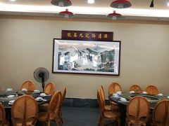 大堂-九记路边鸡(穗盐路店)