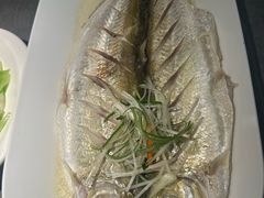 -吴越荣记苏州菜·松鼠桂鱼100%活鱼现做(斜塘老街店)