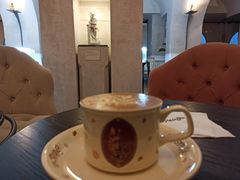 -Me Coffee下午茶艺术空间
