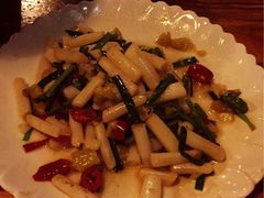 -富正毅三下锅·湘西韵味(天门山索道店)
