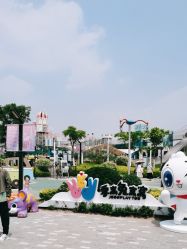 -季高兔窝窝亲子园(上海薰衣草公园店)