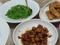 -新白鹿餐厅(金鹰新街口店)