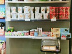 -良品铺子(宝安天虹购物中心店)