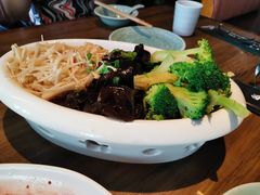 -忆江南(衡百国际店)