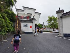 -龙泉岩寺庙群
