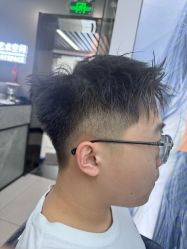 -米可造型烫染